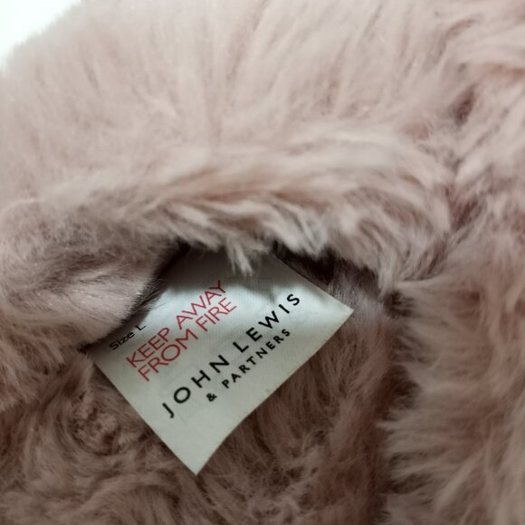 JOHN LEWIS PINK FLUFFY SLIPPERS UK SIZE 7-8. LONDON BRAND - Picture 5 of 7